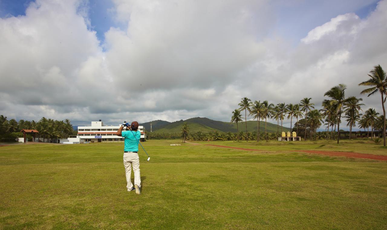 Rns Golf Resort & Nature Cure Centre Māvalli 外观 照片